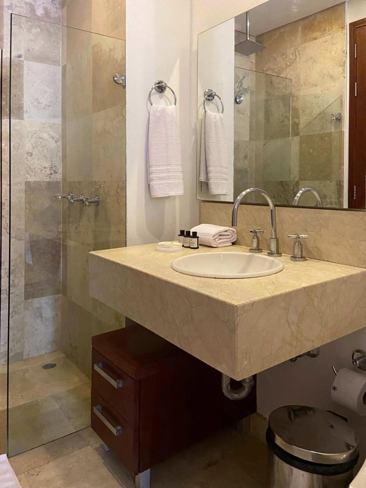 Virrey Luxury Aparments In Ciudad Amurallada